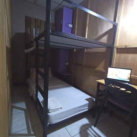 Manila Nomads Hostel Exterior foto